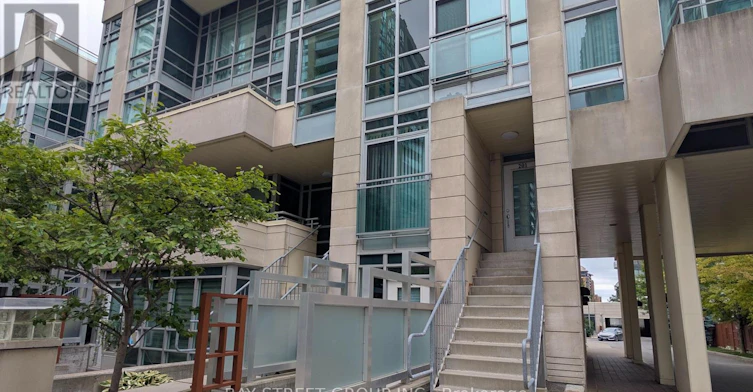 TH201-21 Olive Avenue, Toronto, ON, M2N 4N4 - 2