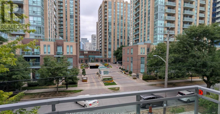 TH201-21 Olive Avenue, Toronto, ON, M2N 4N4