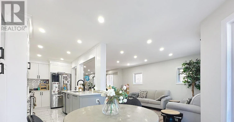UPPER-93 Komura Road, Vaughan, ON, L6A 3M1 - 18
