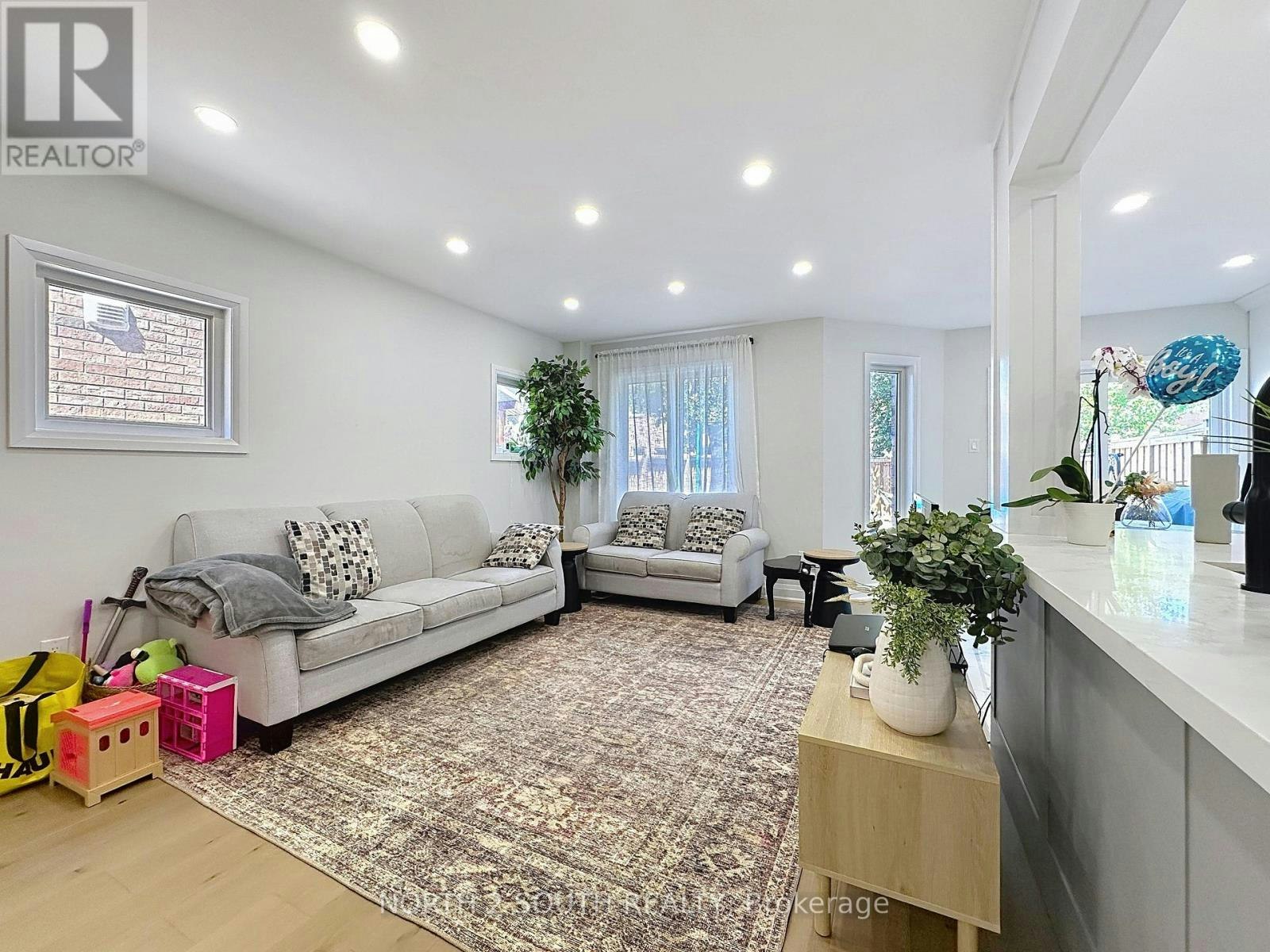 UPPER-93 Komura Road, Vaughan, ON, L6A 3M1 - 13