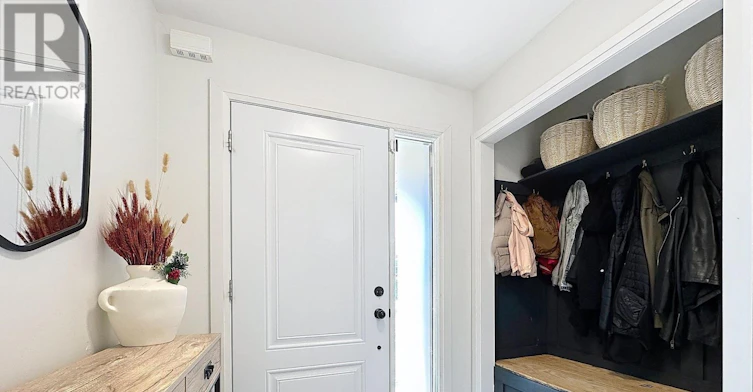 UPPER-93 Komura Road, Vaughan, ON, L6A 3M1 - 6
