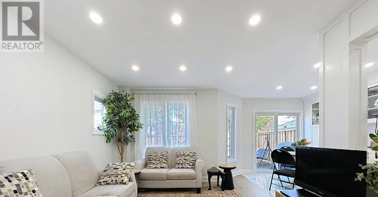 UPPER-93 Komura Road, Vaughan, ON, L6A 3M1 - 12
