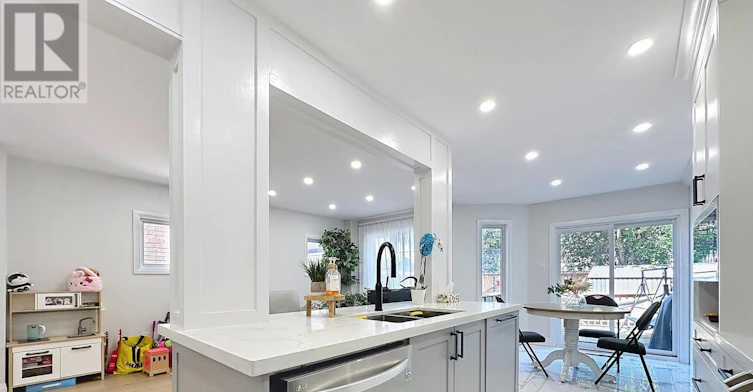 UPPER-93 Komura Road, Vaughan, ON, L6A 3M1 - 23