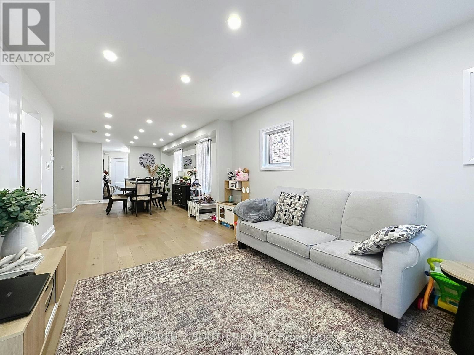 UPPER-93 Komura Road, Vaughan, ON, L6A 3M1 - 16