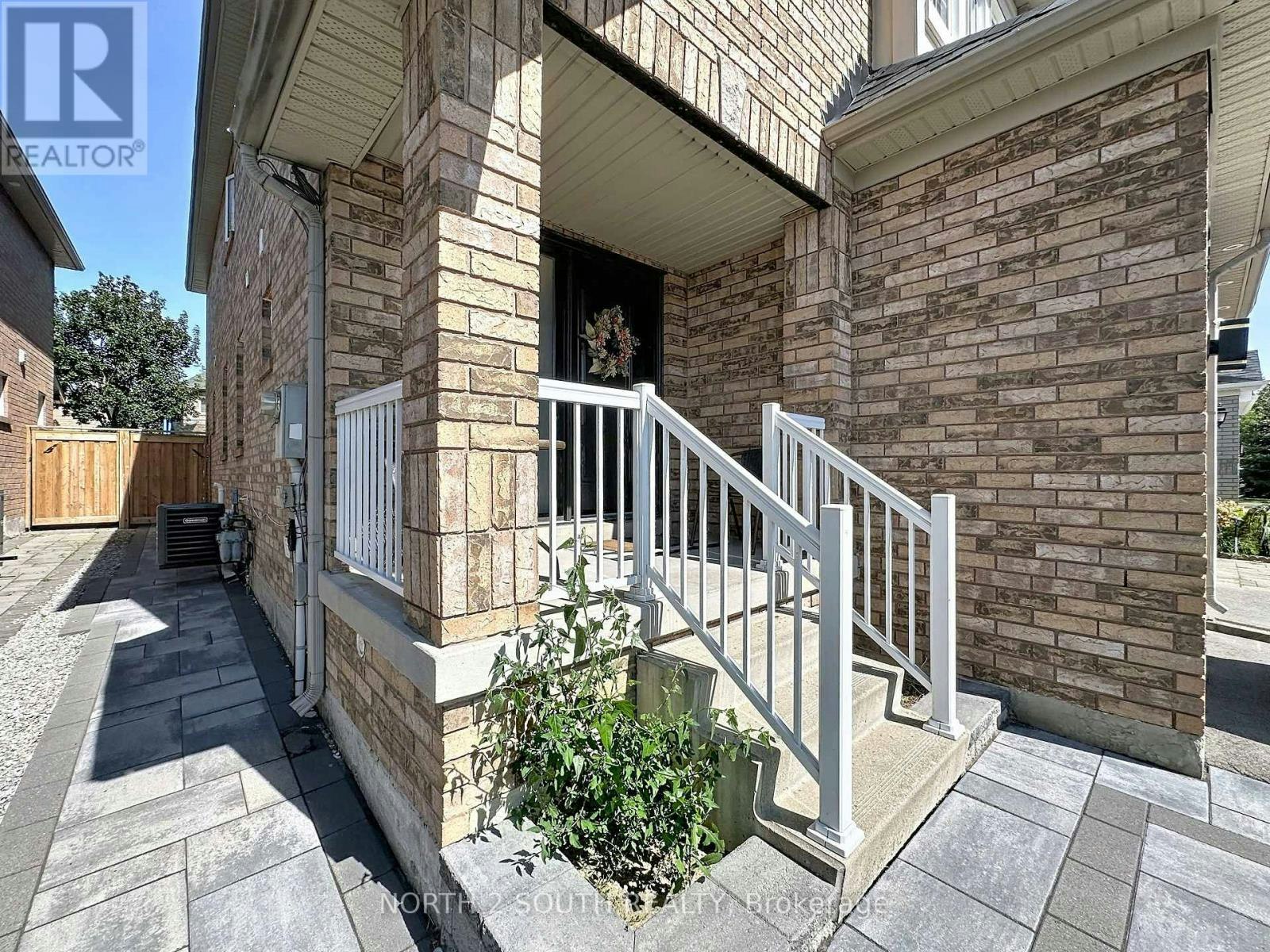 UPPER-93 Komura Road, Vaughan, ON, L6A 3M1 - 3