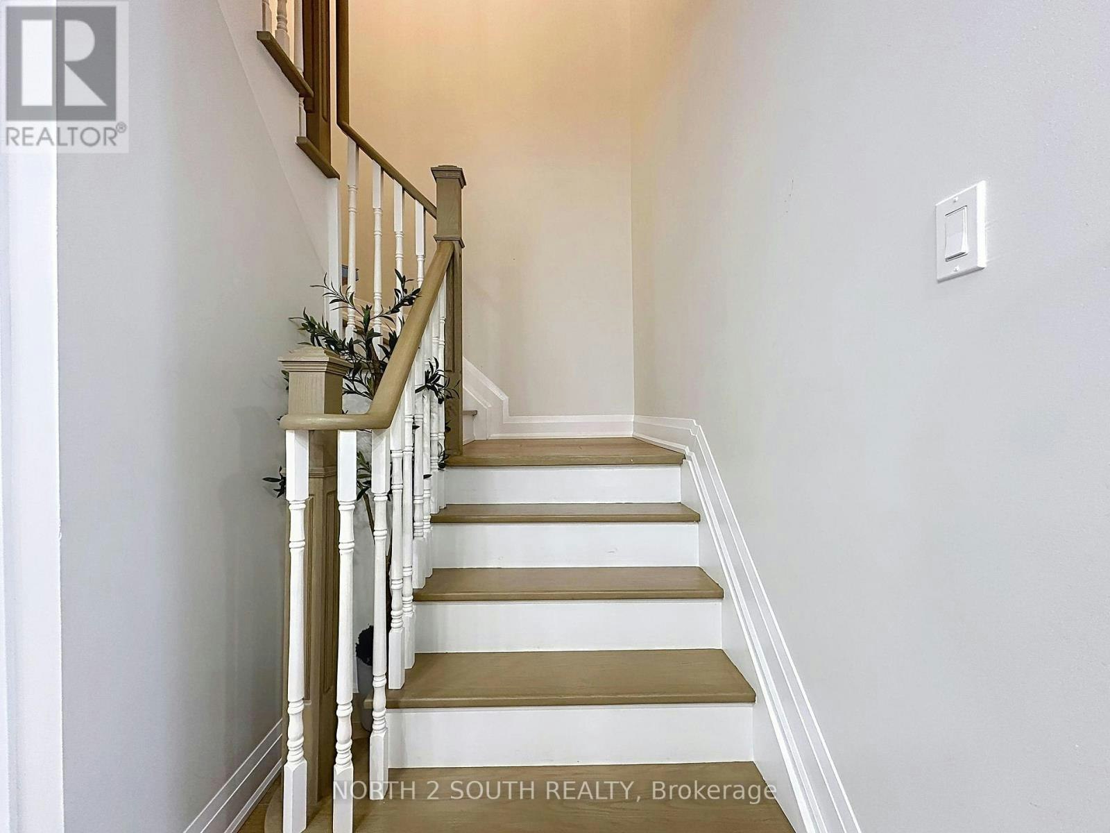UPPER-93 Komura Road, Vaughan, ON, L6A 3M1 - 26