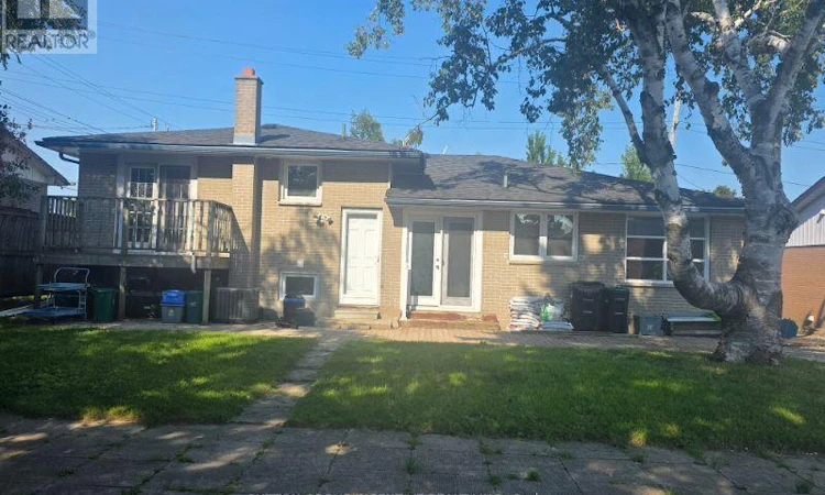 83 Glenwood Drive