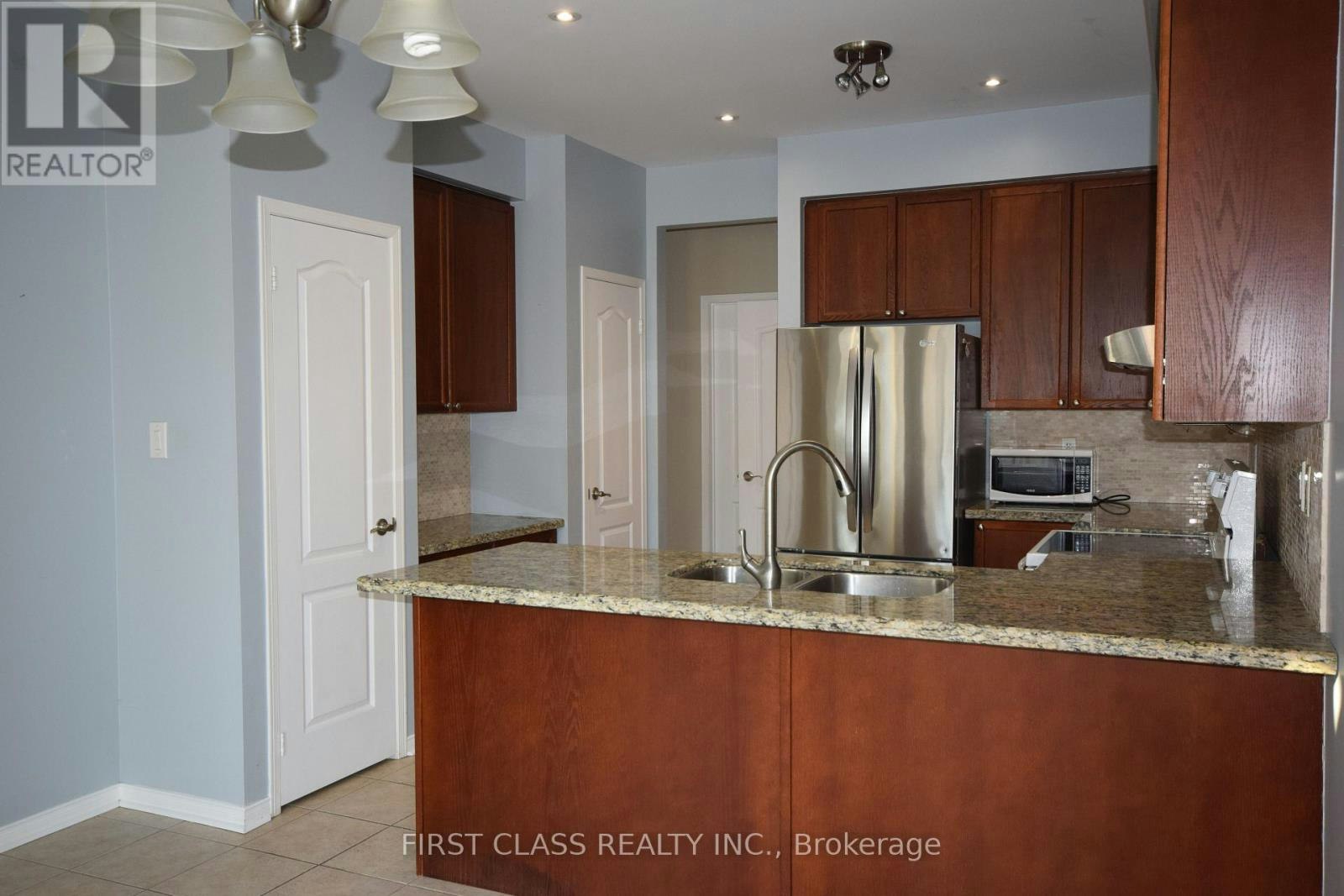 5168 Littlebend Drive, Mississauga, ON, L5M 8B6 - 11