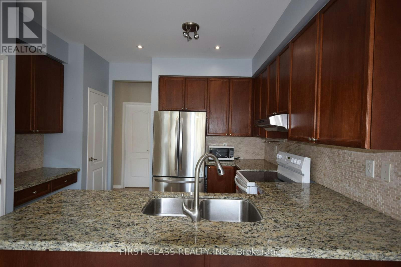 5168 Littlebend Drive, Mississauga, ON, L5M 8B6 - 12