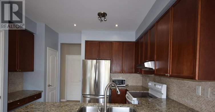 5168 Littlebend Drive, Mississauga, ON, L5M 8B6 - 12