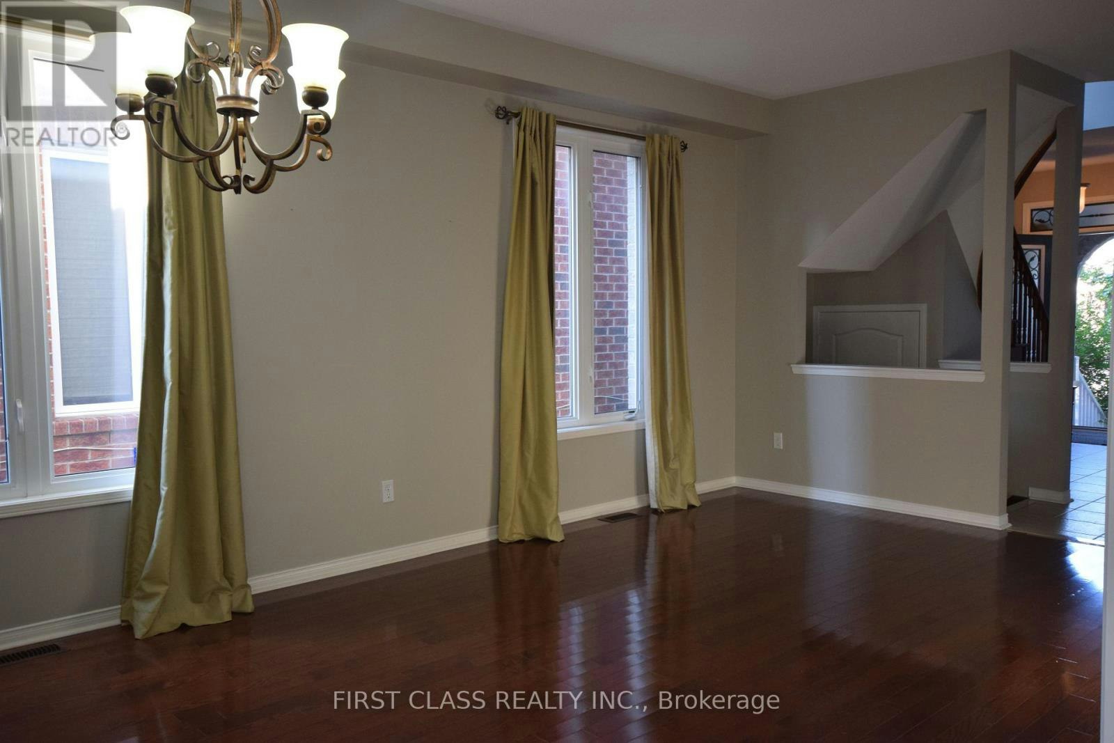 5168 Littlebend Drive, Mississauga, ON, L5M 8B6 - 4