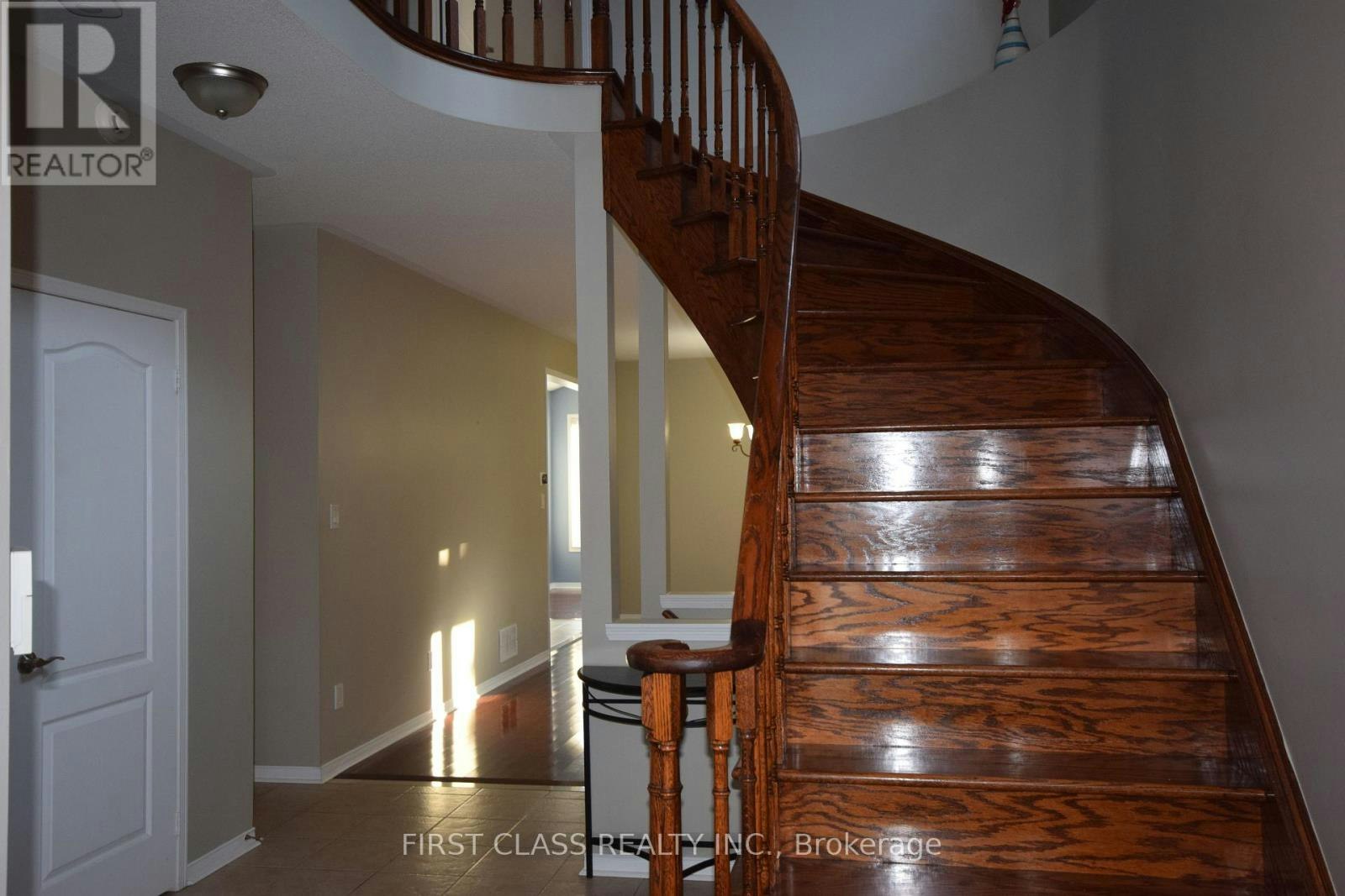 5168 Littlebend Drive, Mississauga, ON, L5M 8B6 - 2