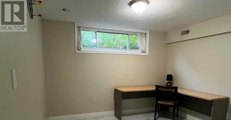 BSMT-848 Garth Street, Hamilton, ON, L9C 4K8 - 7