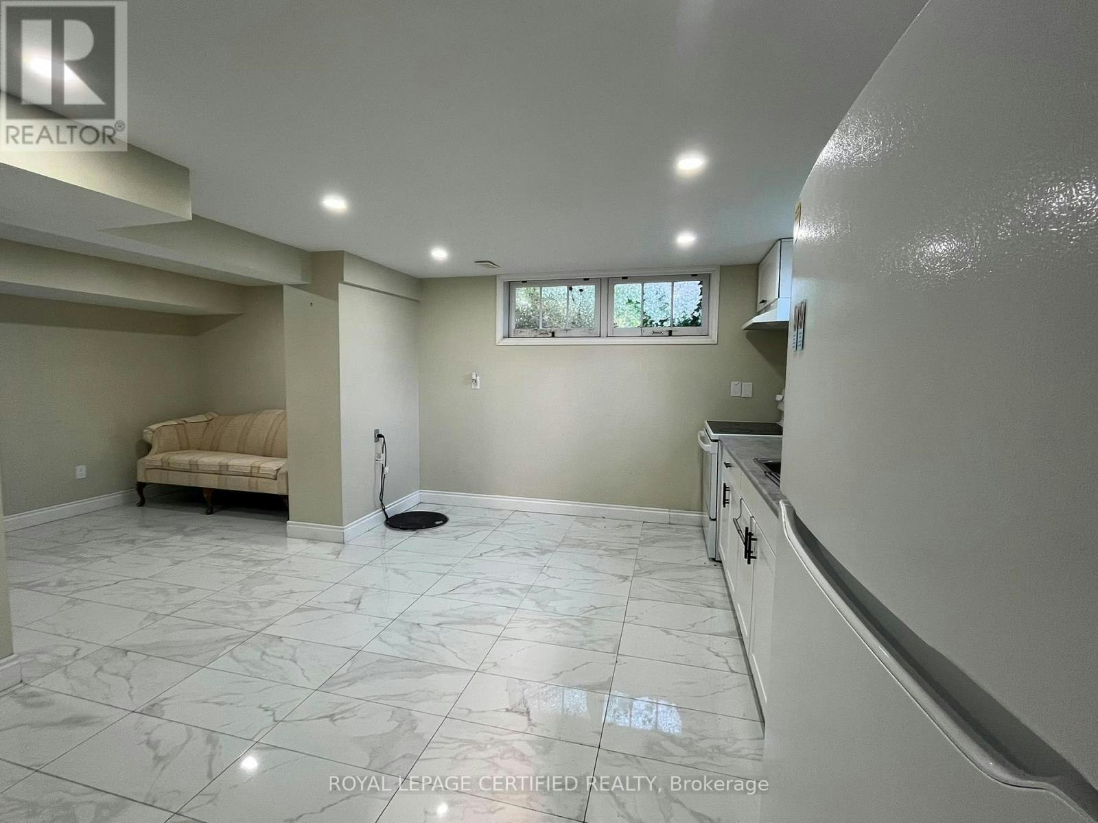 BSMT-848 Garth Street, Hamilton, ON, L9C 4K8 - 3