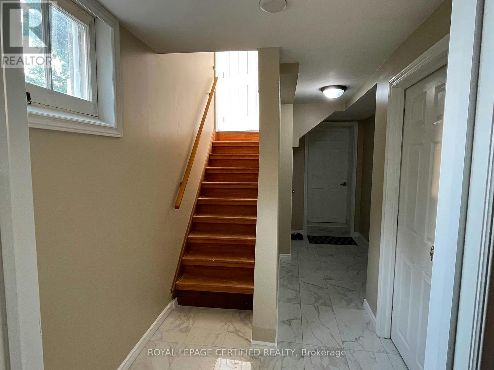 BSMT-848 Garth Street, Hamilton, ON, L9C 4K8 - 2