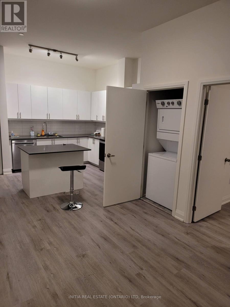 110-58 Lakeside (Shared Kitchen Terrace, Barrie, ON, L4M 7B9 - 3