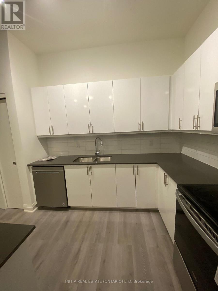 110-58 Lakeside (Shared Kitchen Terrace, Barrie, ON, L4M 7B9 - 11