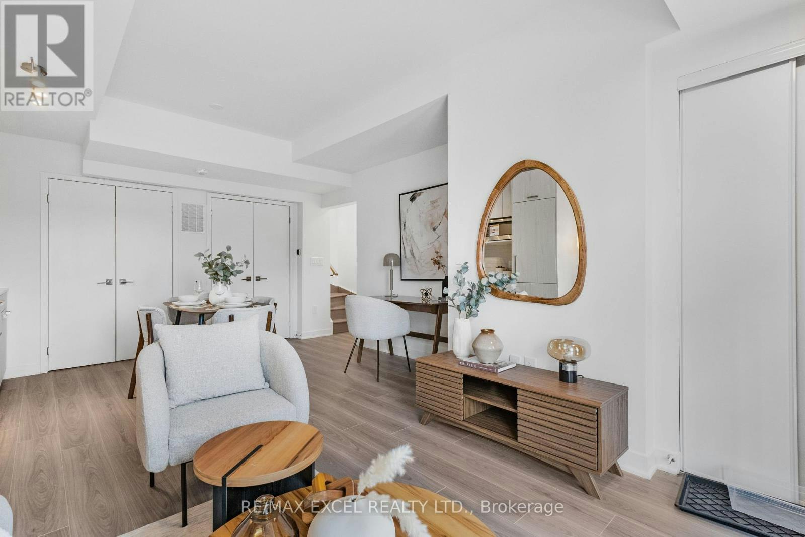 TH 22-75 Curlew Drive, Toronto, ON, M3A 0A9 - 2
