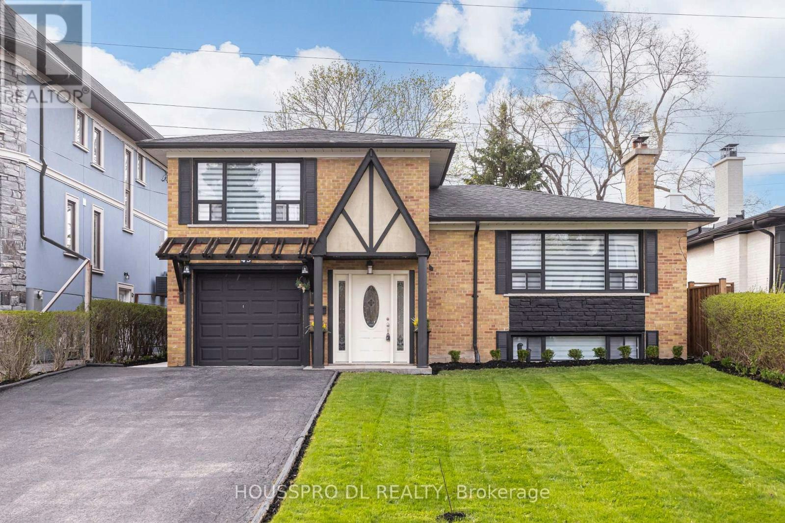 49 Bowerbank Drive, Toronto, ON, M2M 1Z9
