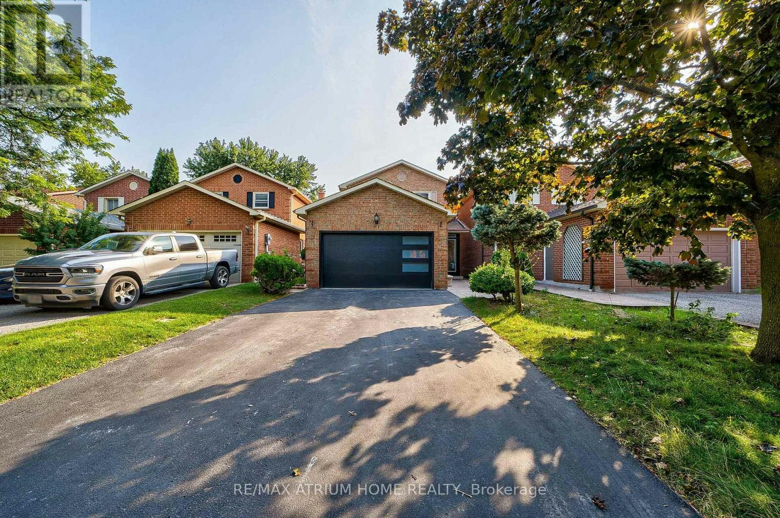 61 Trothen Circle, Markham, ON, L3P 4H3