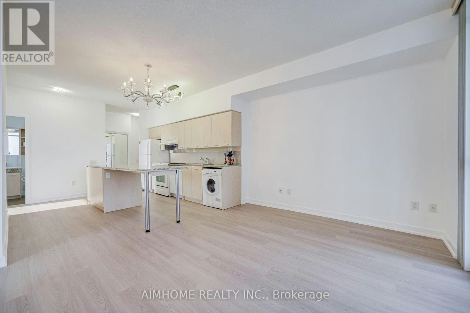 2109-29 Singer Court, Toronto, ON, M2K 0B3 - 19