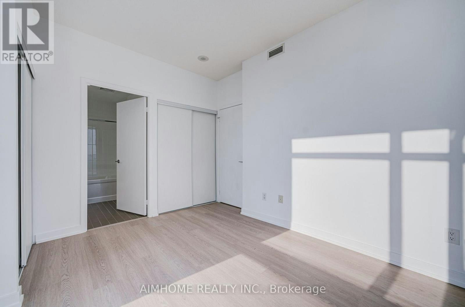 2109-29 Singer Court, Toronto, ON, M2K 0B3 - 4
