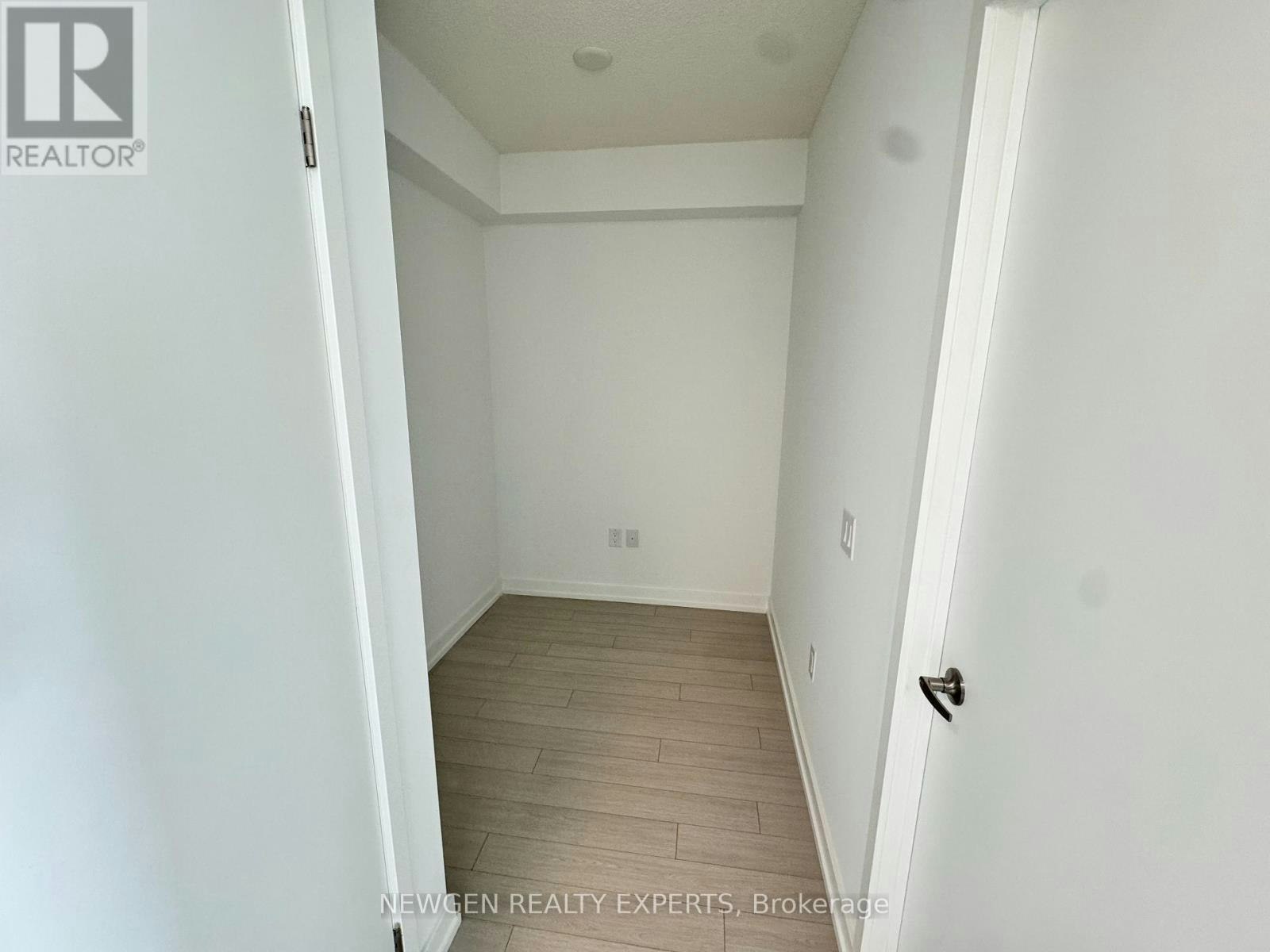 1201-4010 Eglinton Avenue W, Toronto, ON, M9A 0G5 - 7