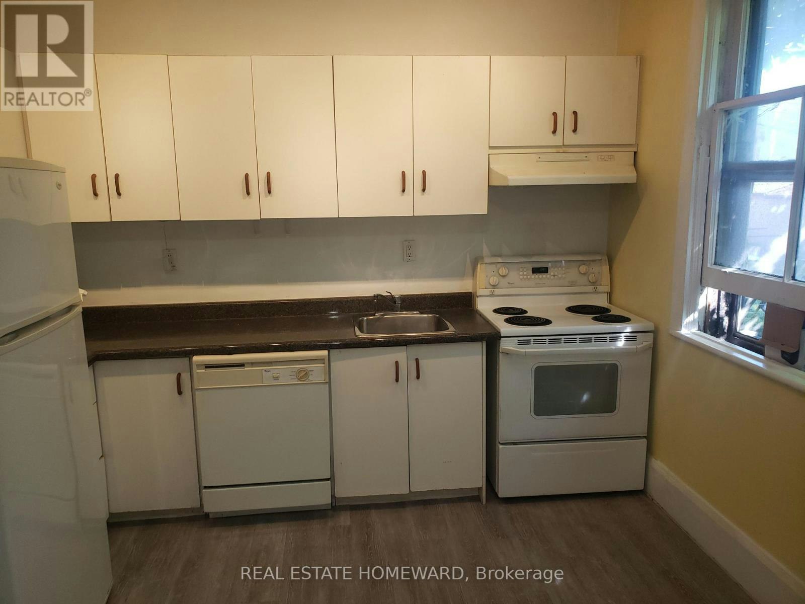 2  (1ST FLR-687 Dupont Street, Toronto, ON, M6G 1Z5 - 12