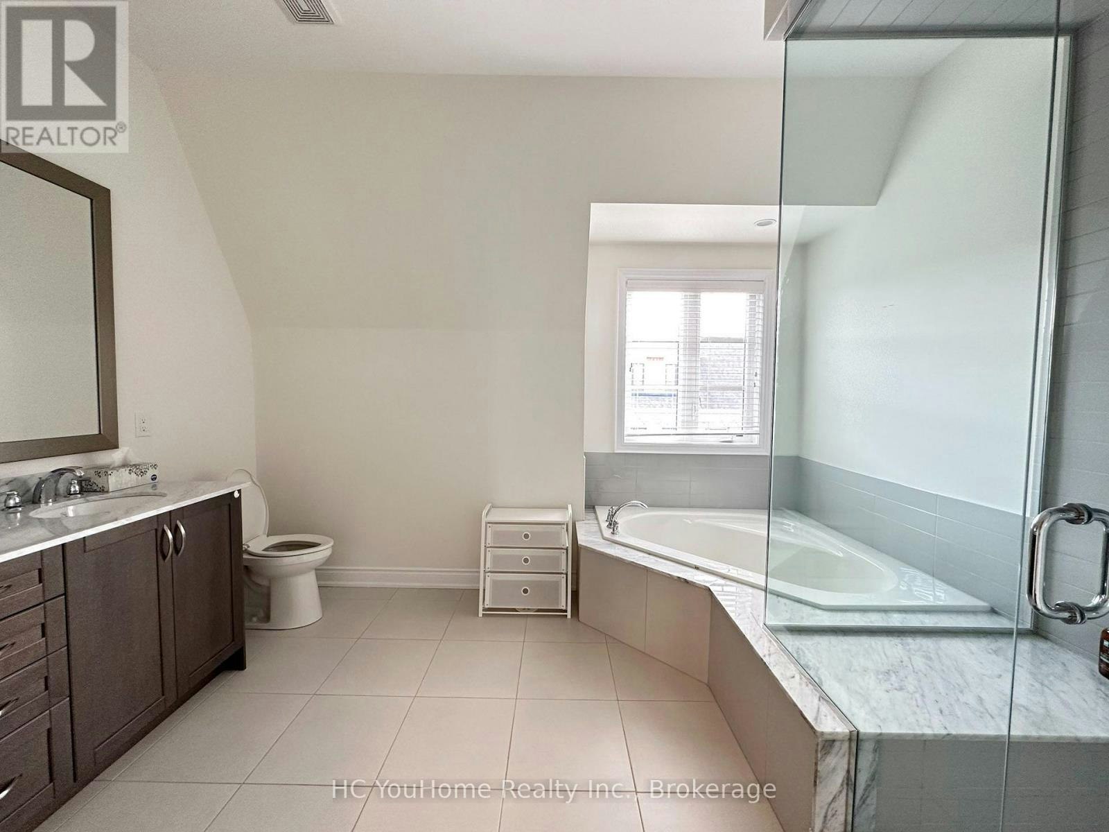 2097 Queensborough Gate, Mississauga, ON, L5M 0X9 - 21