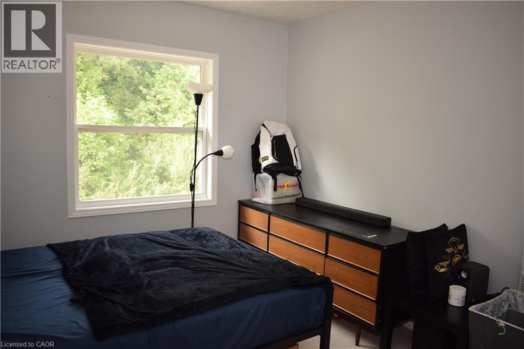 720 Brookmill Place, Waterloo, ON, N2V 2P1 - 25