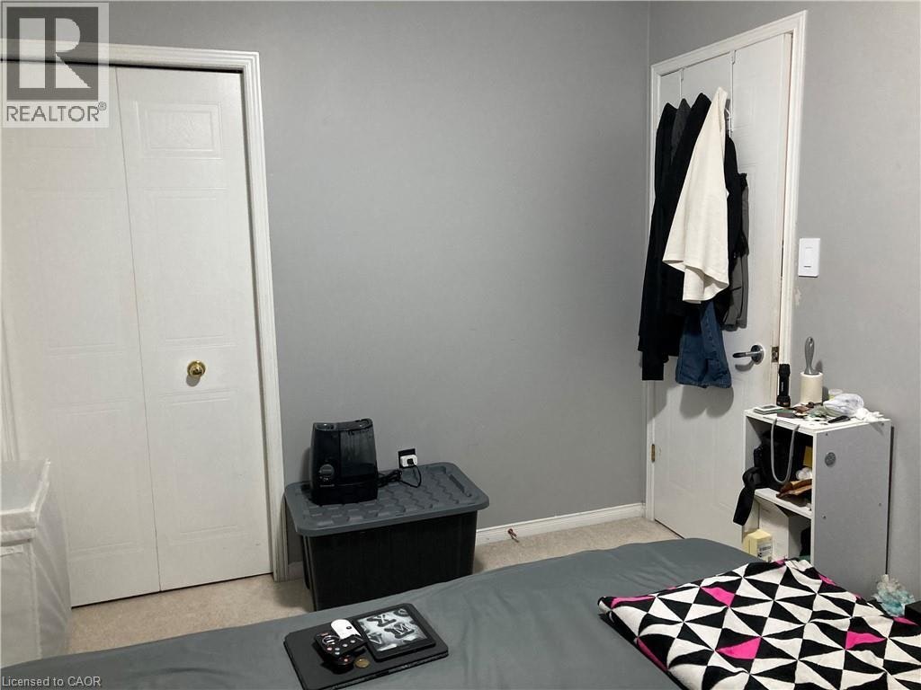 720 Brookmill Place, Waterloo, ON, N2V 2P1 - 10