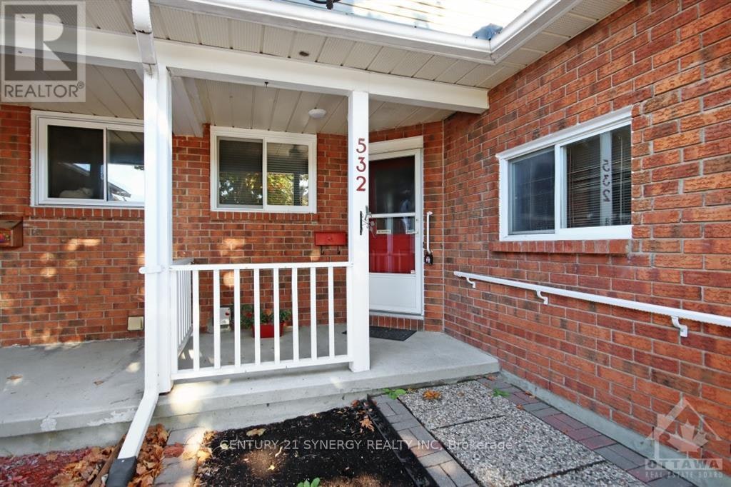 532 Pocono Crescent, Ottawa, ON, K4A 1S2 - 2