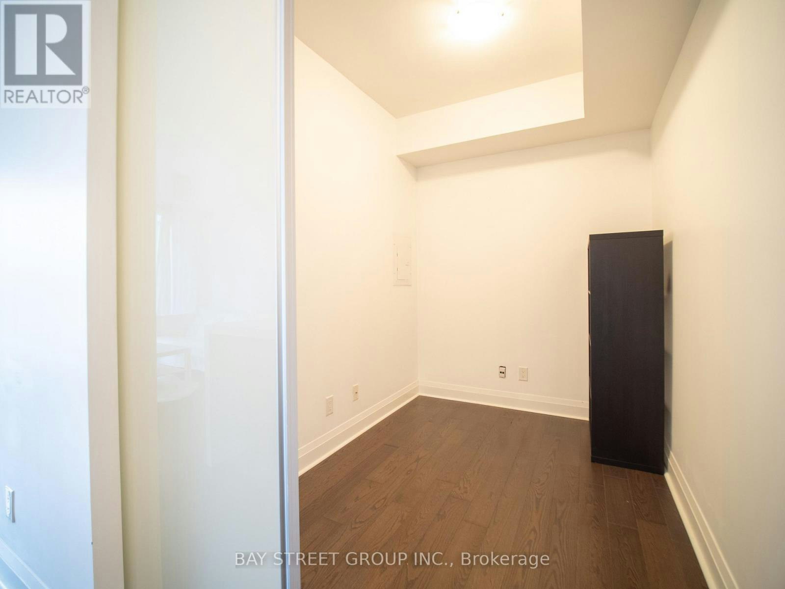 2109-1080 Bay Street, Toronto, ON, M5S 0A5 - 11