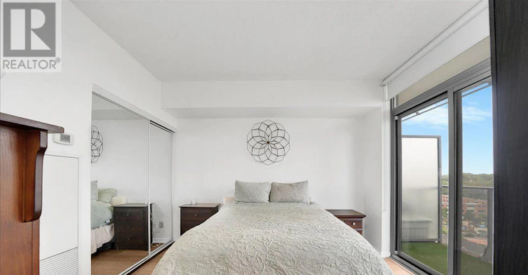 901-103 The Queensway, Toronto, ON, M6S 5B3 - 9