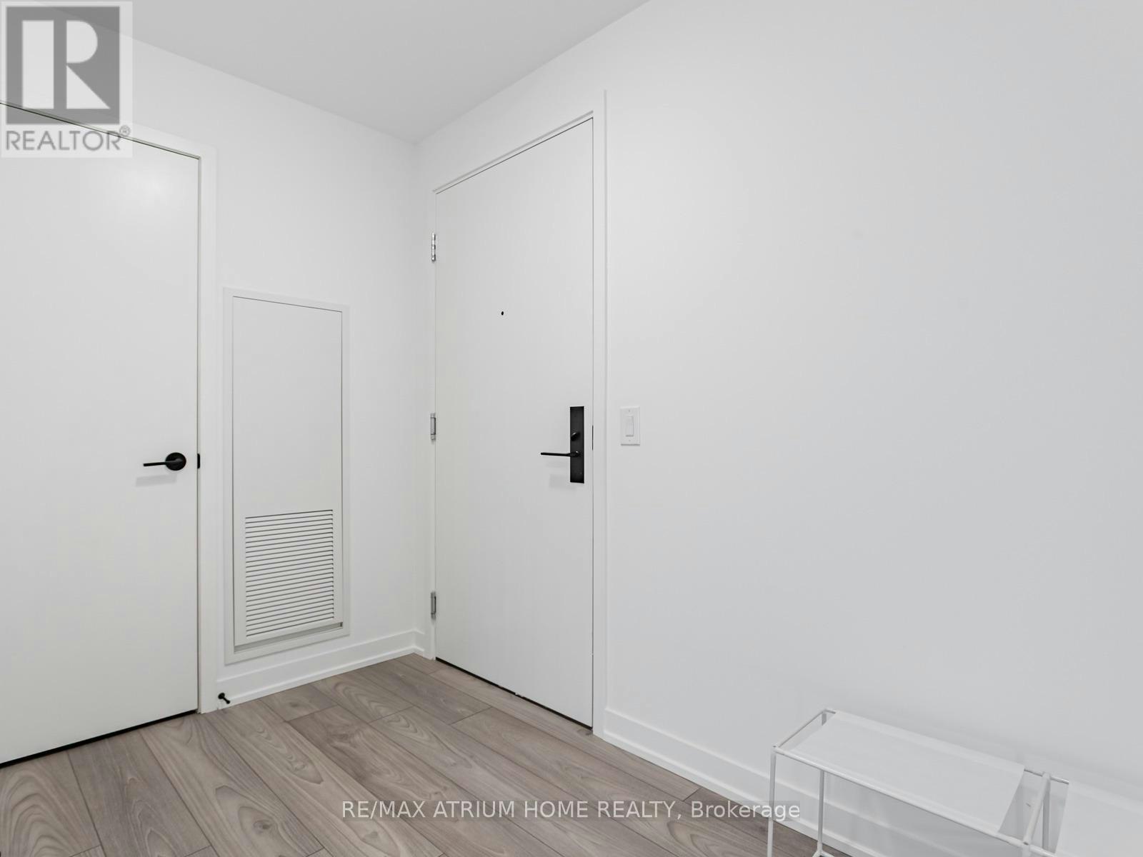 827-285 Dufferin Street, Toronto, ON, M6K 0J2 - 5