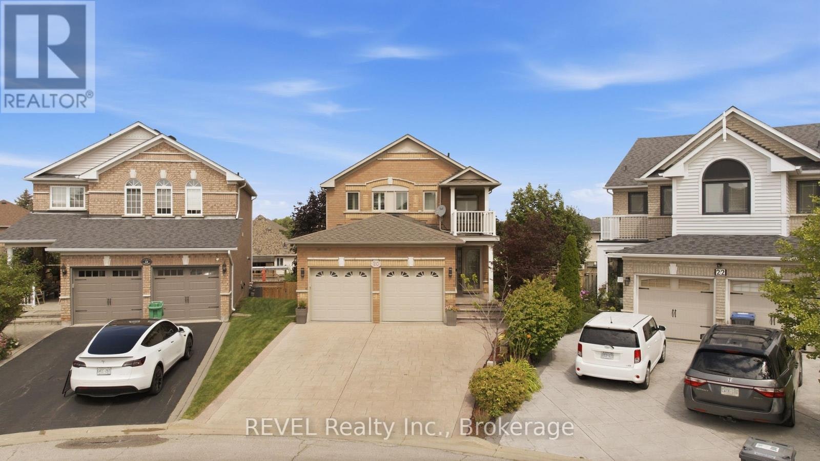 20 Hayloft Court, Brampton, ON, L6X 4R7