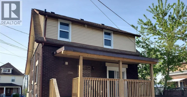 348 Caroline Street, Windsor, ON, N9A 6A4 - 4