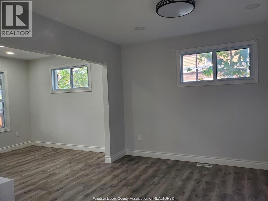 348 Caroline Street, Windsor, ON, N9A 6A4 - 11