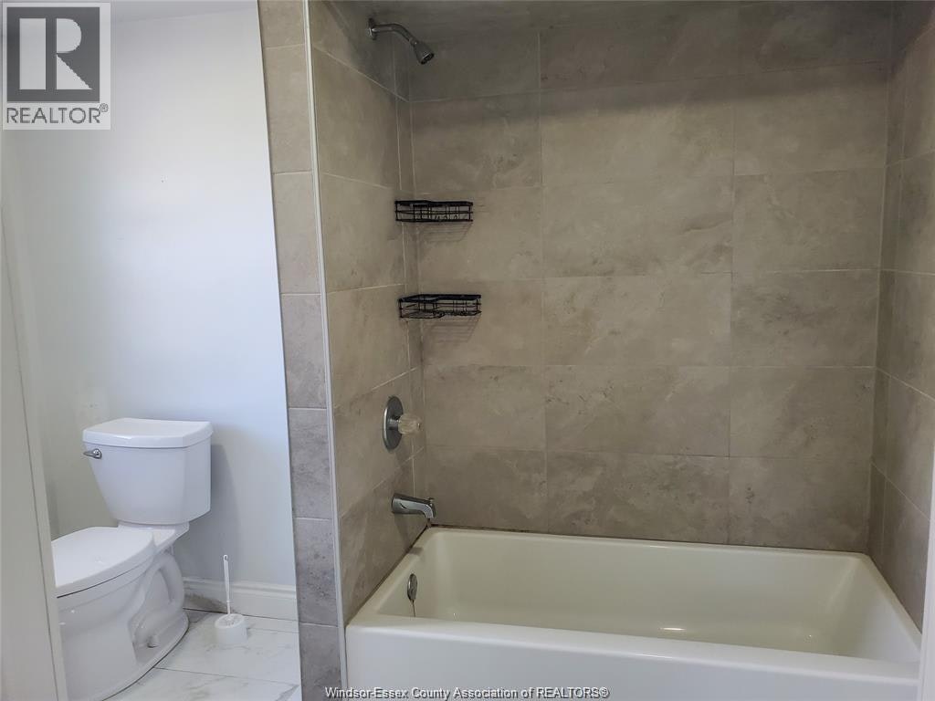 348 Caroline Street, Windsor, ON, N9A 6A4 - 14