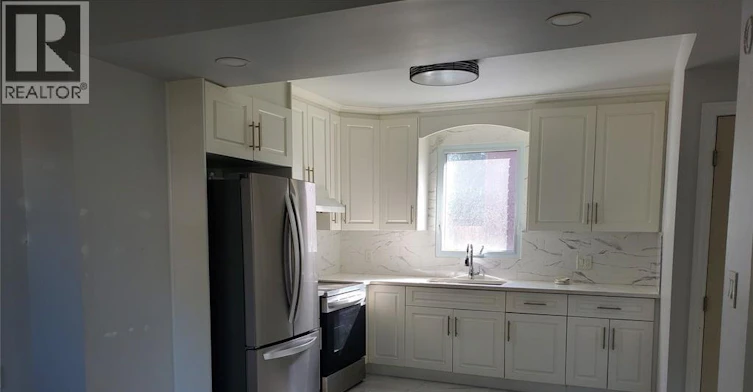 348 Caroline Street, Windsor, ON, N9A 6A4 - 9