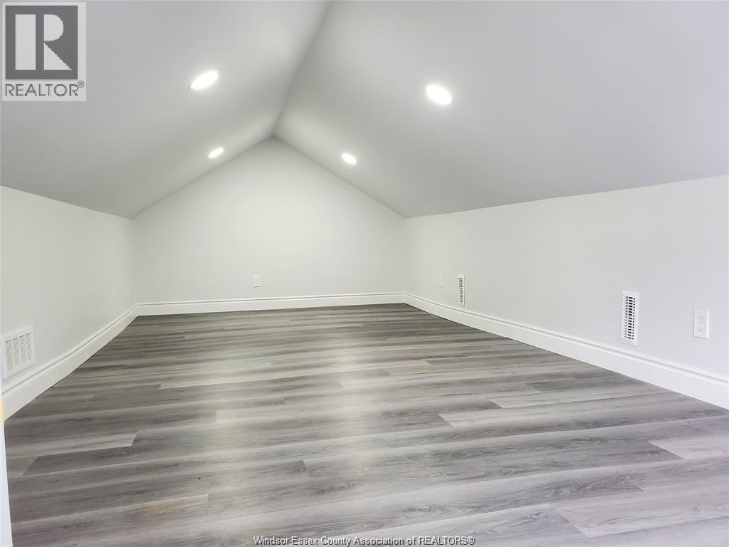 348 Caroline Street, Windsor, ON, N9A 6A4 - 16