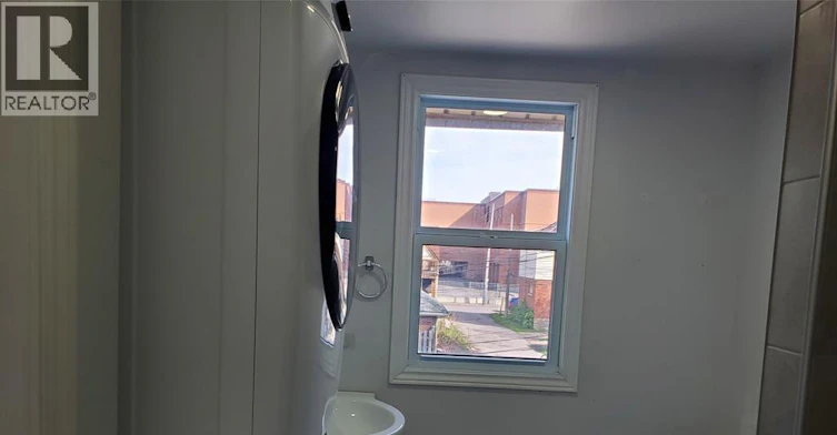 348 Caroline Street, Windsor, ON, N9A 6A4 - 15