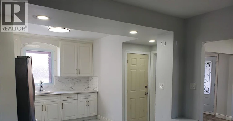348 Caroline Street, Windsor, ON, N9A 6A4 - 8