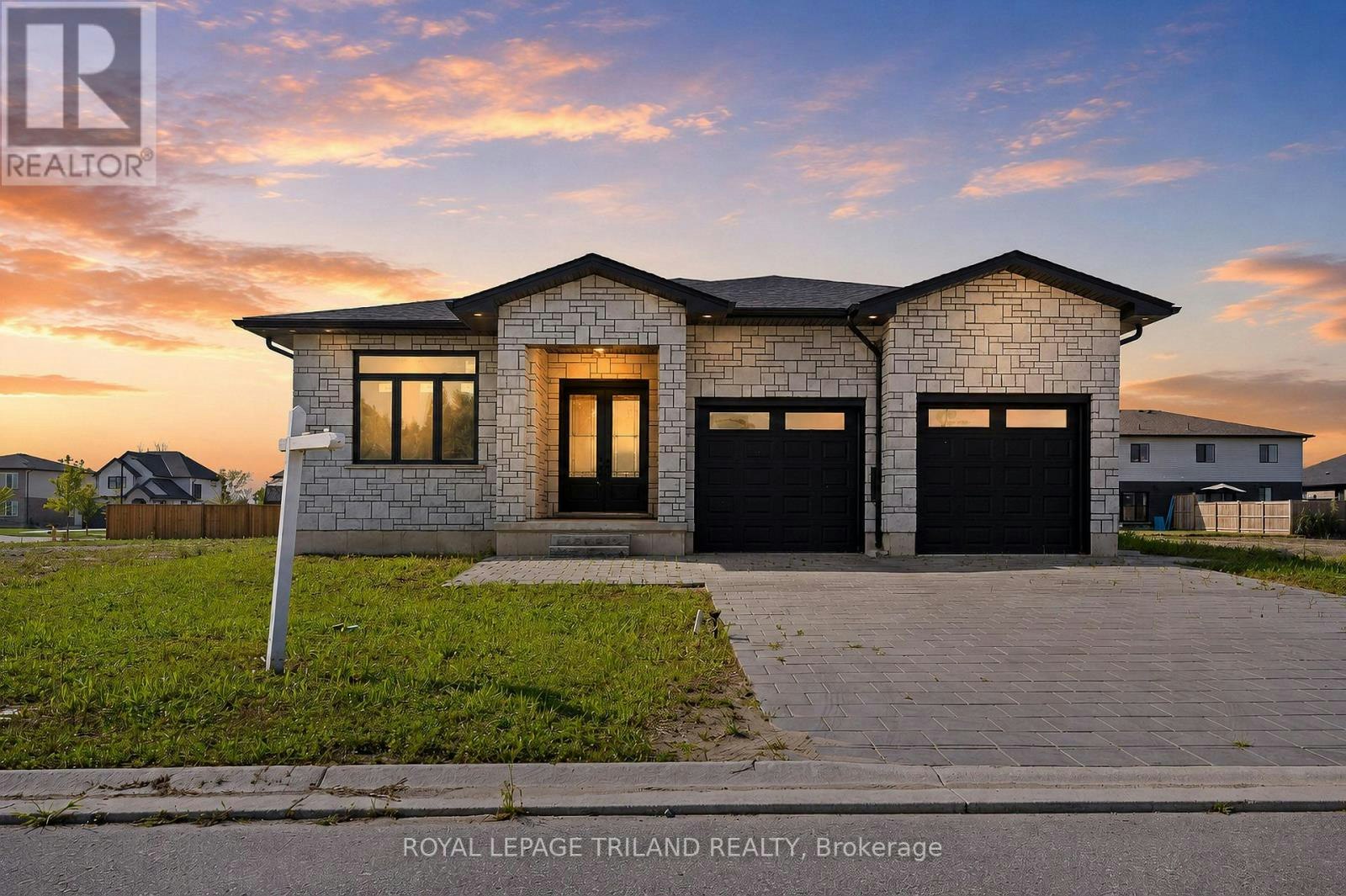 4 Titan Court, Dutton, ON, N0L 1J0