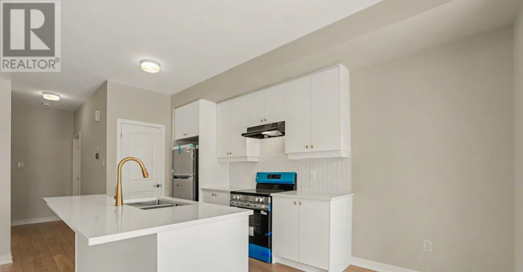 825 Demulcent Lane, Ottawa, ON, K2W 0P1 - 9
