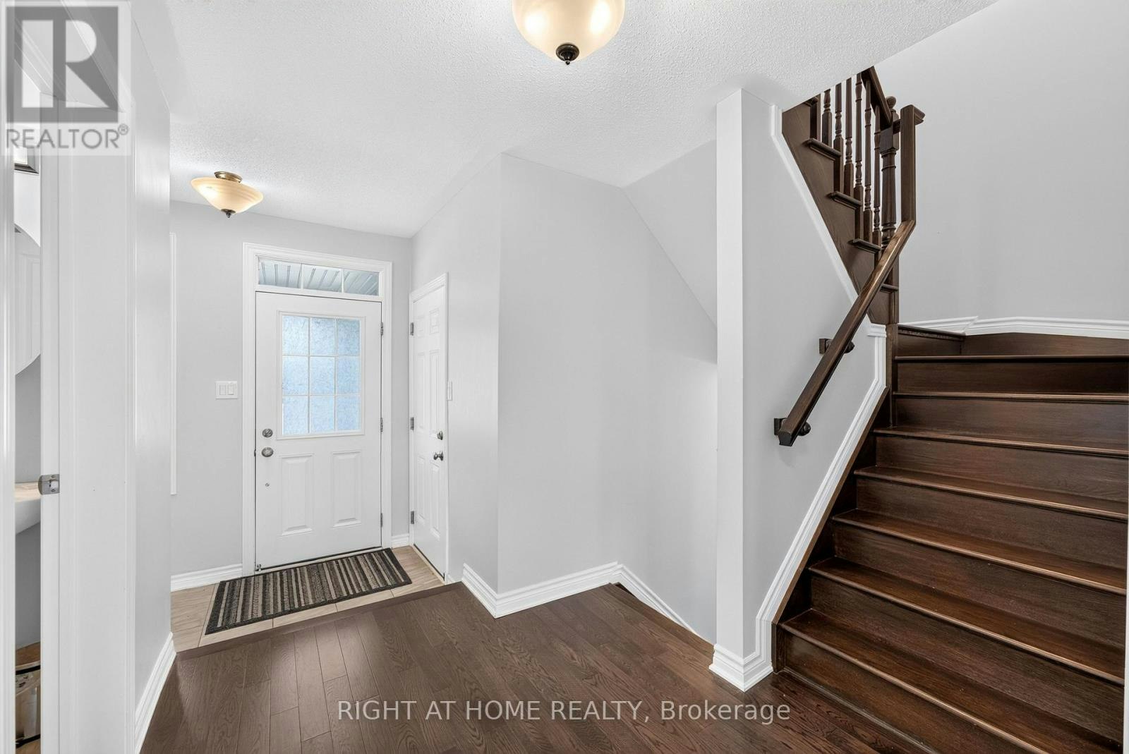 116 Conifer Creek Circle, Ottawa, ON, K2M 0M2 - 7