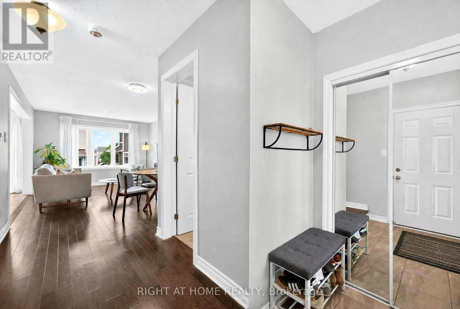 116 Conifer Creek Circle, Ottawa, ON, K2M 0M2 - 4
