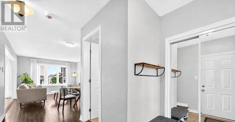 116 Conifer Creek Circle, Ottawa, ON, K2M 0M2 - 4