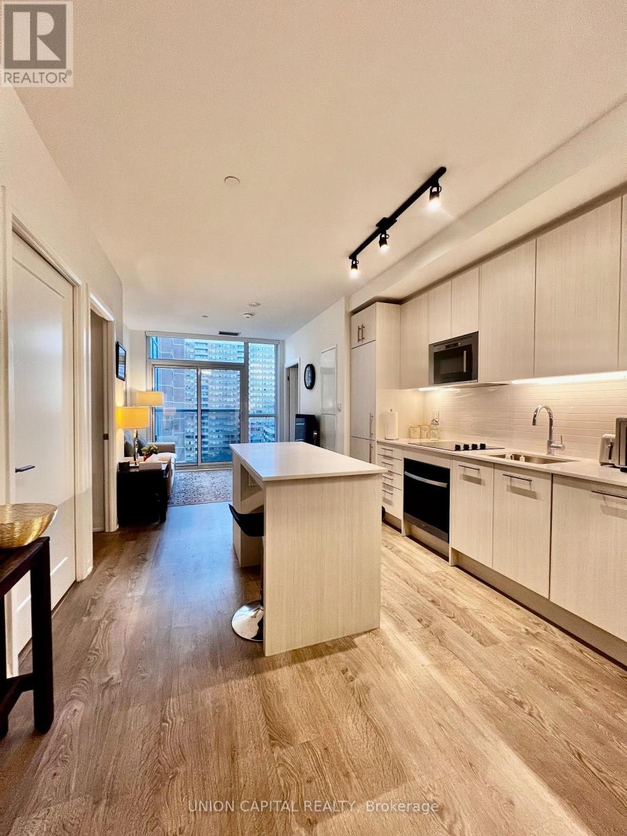 1111-286 Main Street, Toronto, ON, M4C 0B3