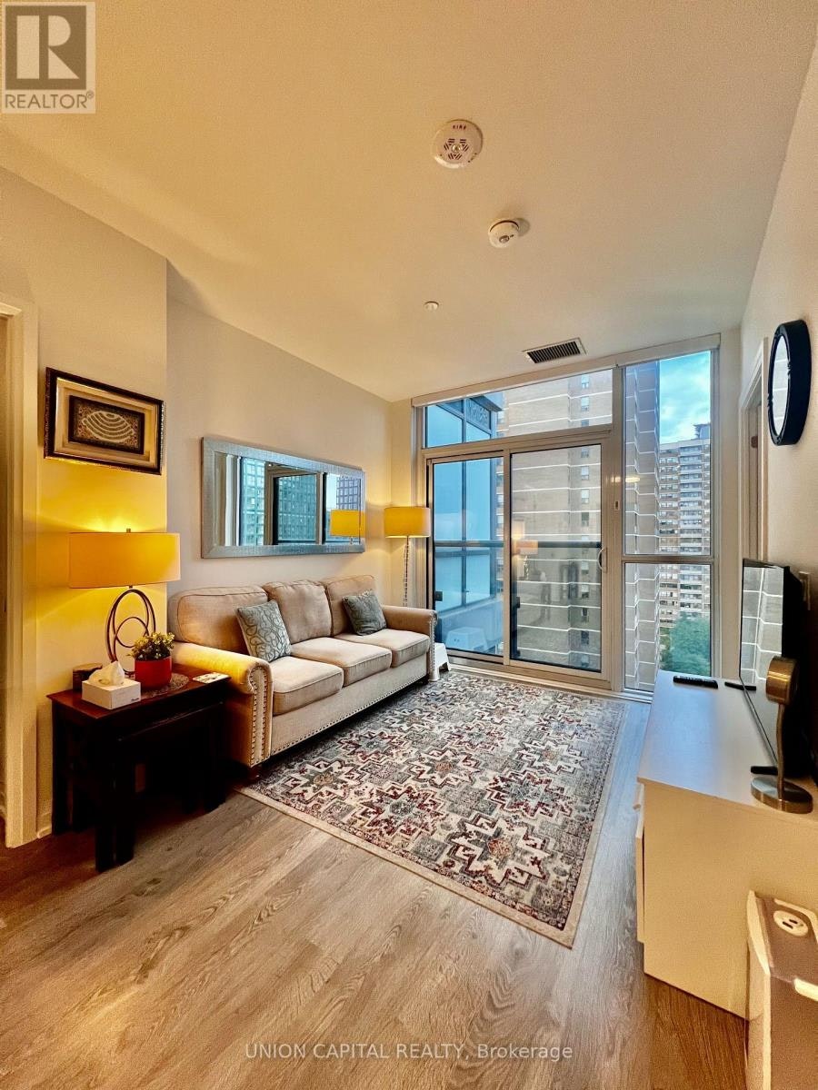 1111-286 Main Street, Toronto, ON, M4C 0B3 - 4